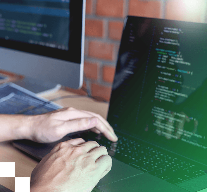 Illustration zu Wartung und Aktualisierung und Skalierbarkeit und Wachstumsunterstützung