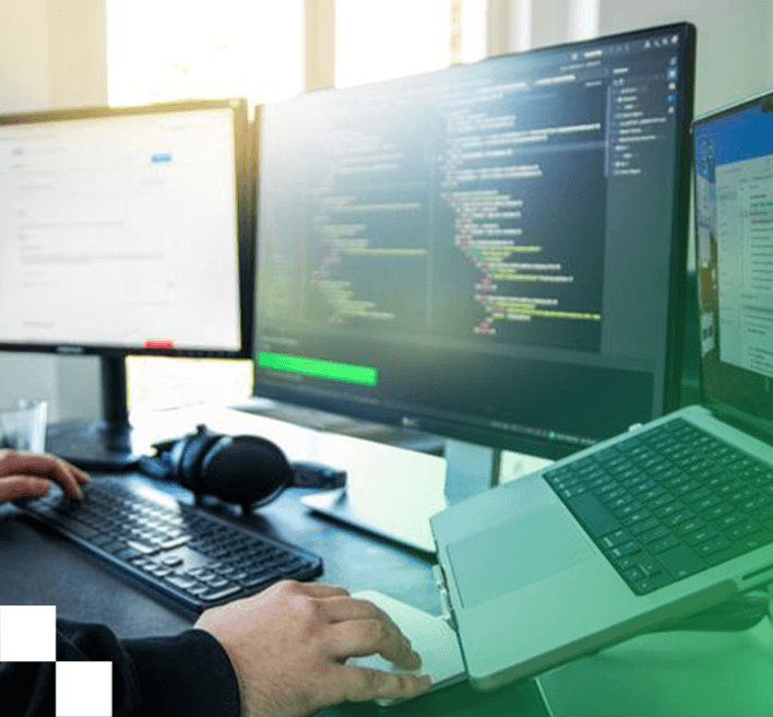 Illustration zu Microservices und Containerisierung und Wartung und Skalierung